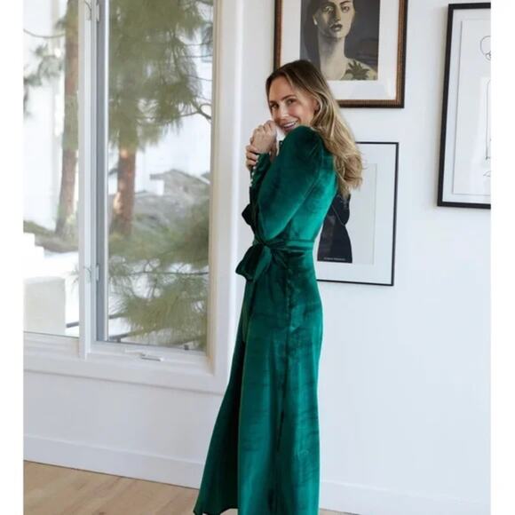 NWT Lady Gang Green Velvet Wrap Dress‎ Holiday Rich Maxi Christmas Party Dress - Picture 2 of 16